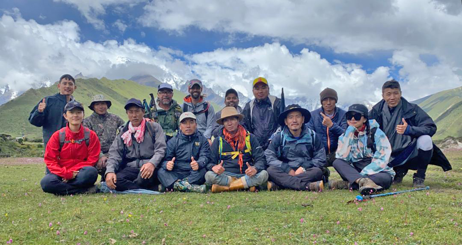 Snowman Recon Trek Group Photo.